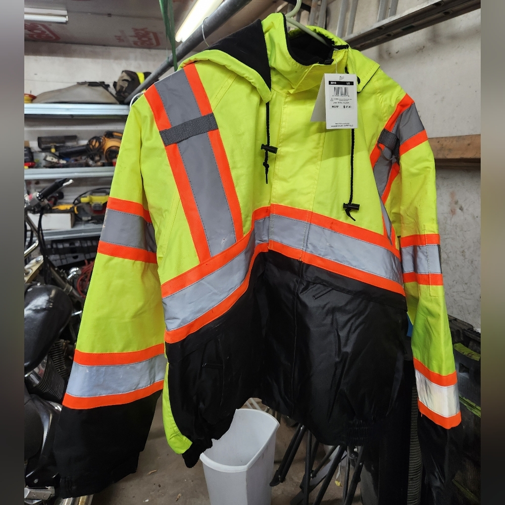 BRAND NEW W/TAGS SAFETY BOMBER JACKET